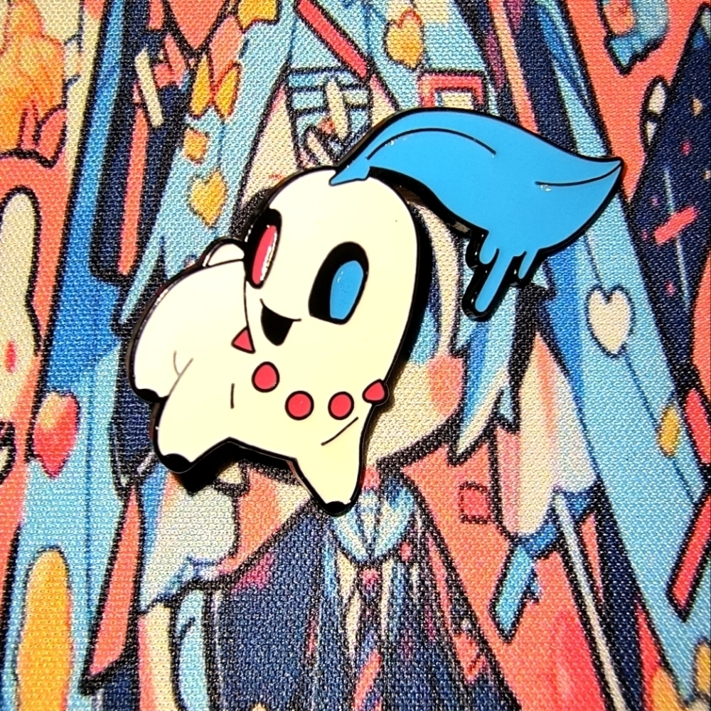 Charming Blue and Cream Art Pin Pokémon Spooky Gothic